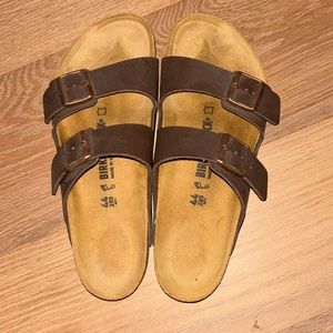 Brand new Birkenstock, Arizona sandals. Men’s size 11, size 44. Never worn.